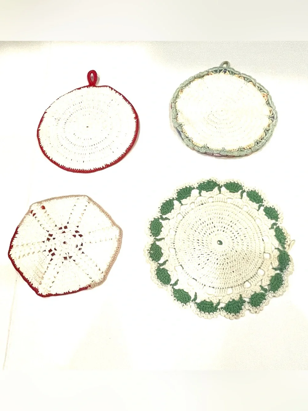 Lot of 4 Vintage Handmade Potholders